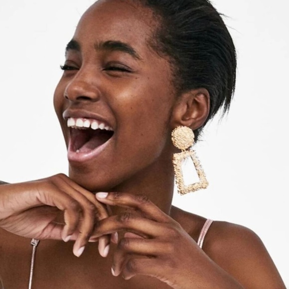 Gold Statement Earrings Zara Style - Picture 2 of 5